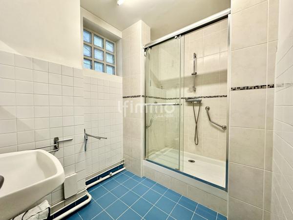 Bas Montreuil- Appartement 4P 3CH- 103M2+Balcon- Cave & Box