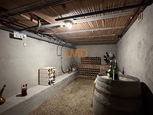 Villa 4 faces T5 145 m2 avec piscine