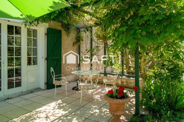 Maison Lorraine de 330 m2 pleine de charme avec une partie sur l'arrière pouvant servir à créer un appartement ou son activité professionnelle