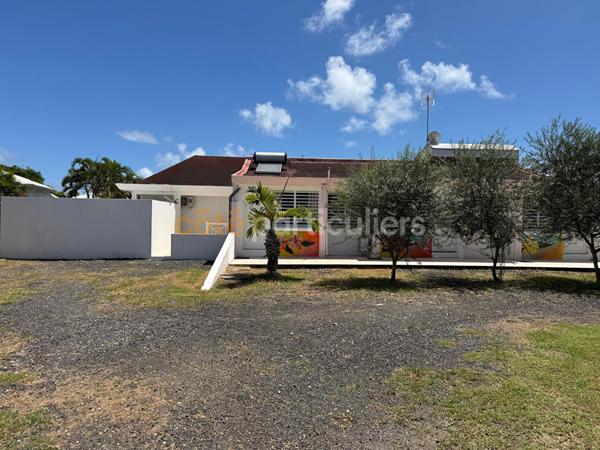 Location
                Maison150 m² - 5 Pièces -
                    SAINT FRANCOIS (97118)