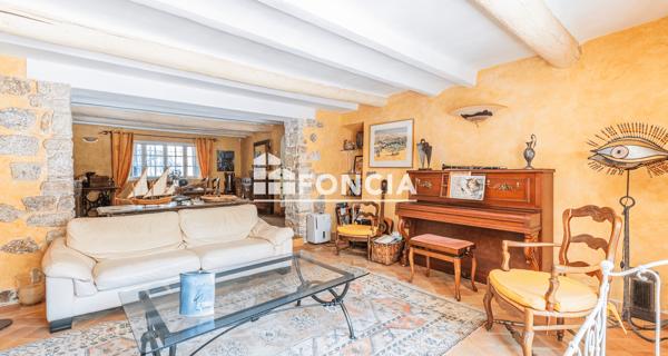 À vendre Maison 7 pièces 218 m² - Six-fours-les-plages 83140