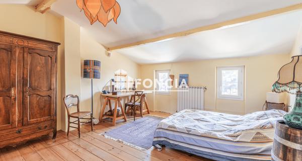À vendre Maison 7 pièces 218 m² - Six-fours-les-plages 83140