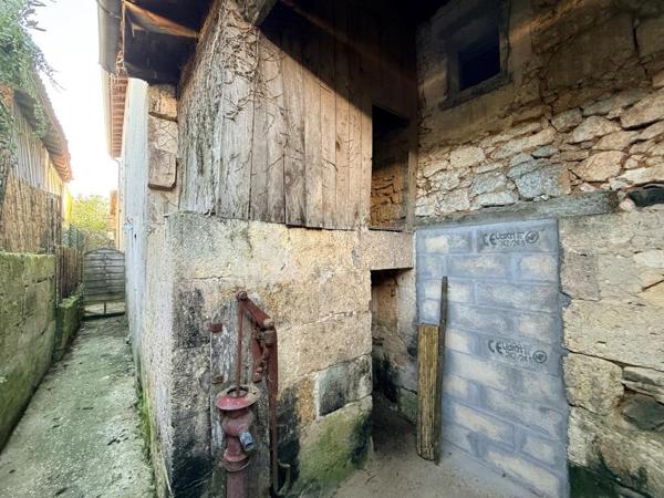 SAINT-SAVIN MAISON DE VILLE PLEIN CENTRE Saint-Savin (33920)