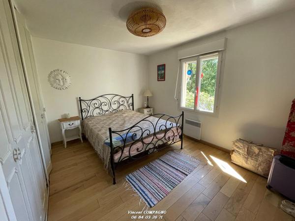 Propriété de 2,9 hectares avec vue imprenable sur le lac d'Esparron-de-Verdon