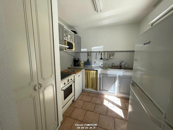 Propriété de 2,9 hectares avec vue imprenable sur le lac d'Esparron-de-Verdon