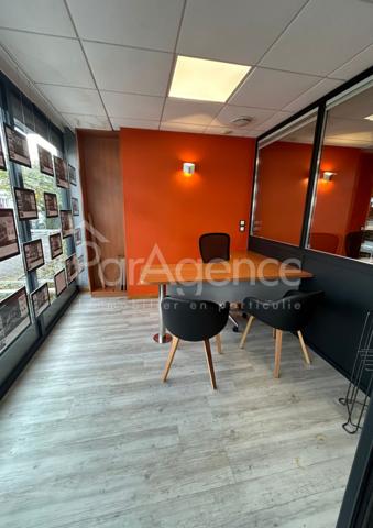 Local commercial et logement - Immeuble de rapport