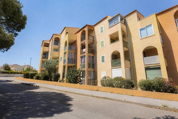 Appartement Saint Pierre La Mer 2 pièce(s) 27 m2