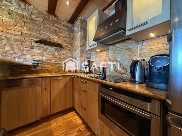 BANUYLS-SUR-MER, SUBLIME APPARTEMENT T2 AVEC VUE PANORAMIQUE SUR PORT