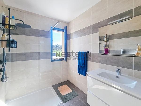 Exclusivité NESTENN Crémieu - Maison contemporaine à Crémieu excellent état