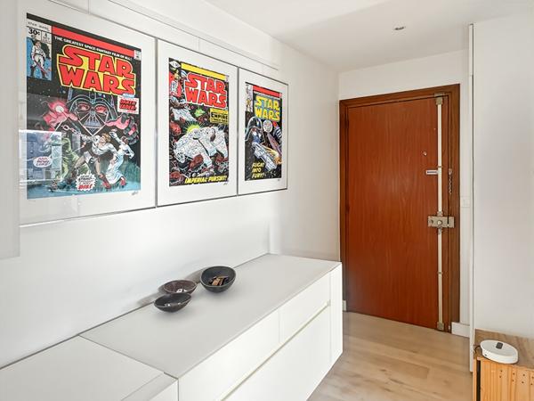 Appartement Paris 3 pièces 68 m2 sans vis-à-vis sur balcon