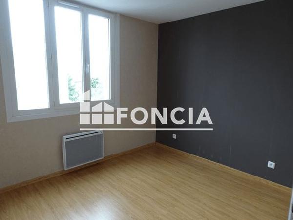Location Appartement 4 pièces 61.1 m² - 27 A 35 RUE HENRI DUNANT Grenoble 38100