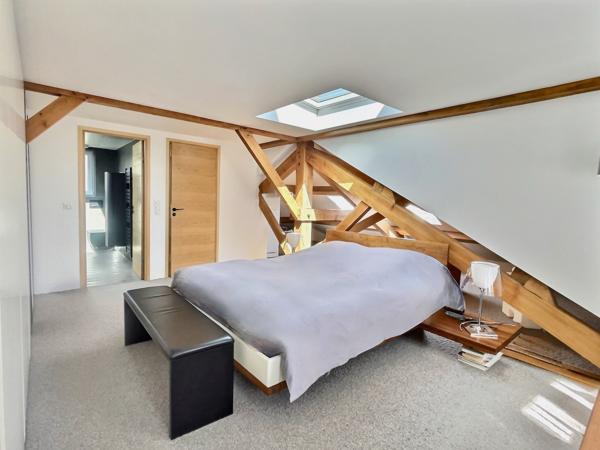 Divonne-les-Bains (01220) Maison individuelle - Proximité centre ville