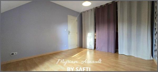 Ancienne grange rénovée 3 chambres garage terrain clos