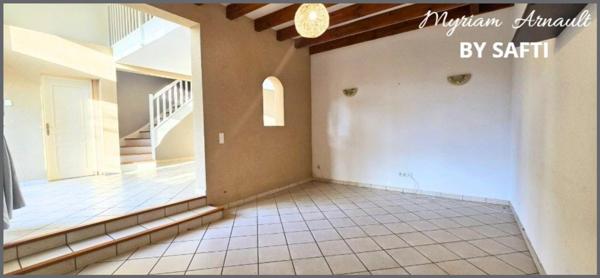 Ancienne grange rénovée 3 chambres garage terrain clos