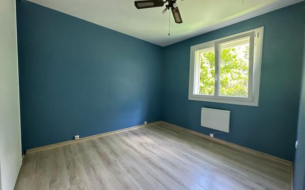 Maison à vendre    4 pièces • 552 m2 Saint-Égrève