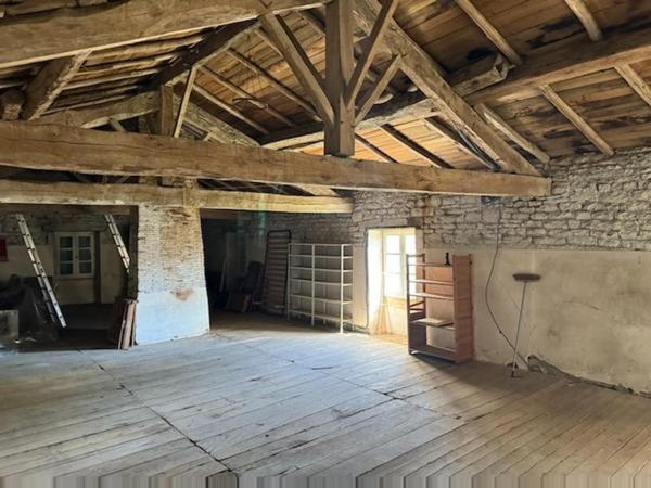 Voici un belle maison faite pour vous