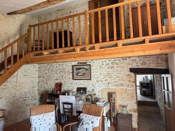 Voici un belle maison faite pour vous