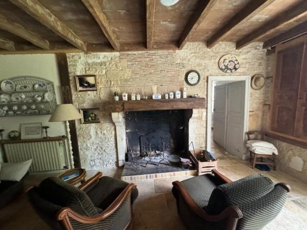 Voici un belle maison faite pour vous