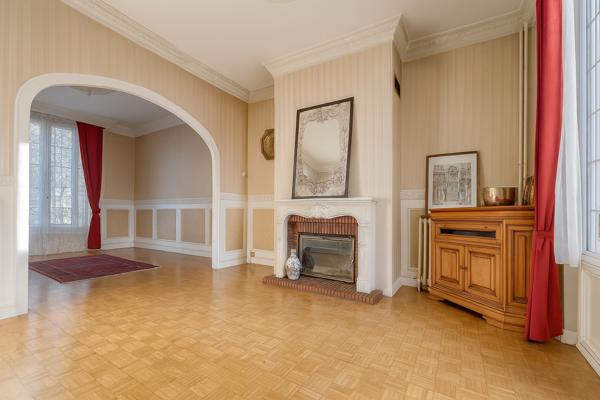 Maison 5 pièces – 118 m² environ à Le Pouliguen (ref : 77066P)