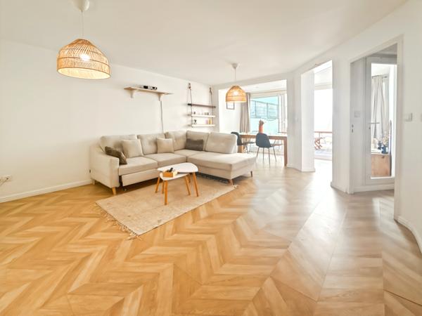 Marseille (13006) T2 climatisé avec grande terrasse – Secteur Cours Pierre Puget