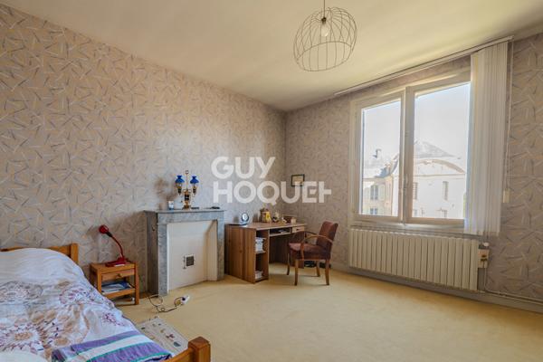 Maison de caractère en plein coeur de Viarmes