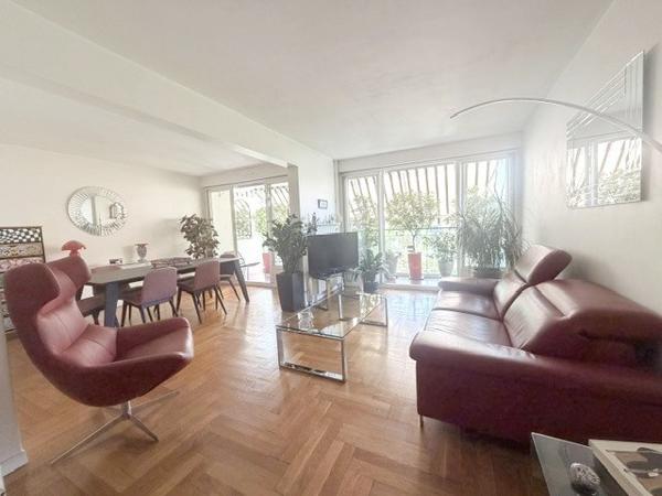 SAINTE FOY-LES-LYON quartier Chavril : T4 de 85 m2
