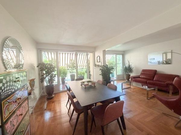 SAINTE FOY-LES-LYON quartier Chavril : T4 de 85 m2