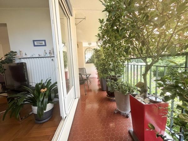 SAINTE FOY-LES-LYON quartier Chavril : T4 de 85 m2