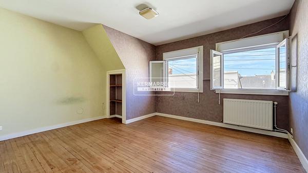 Maison 5 pièces – 104 m² environ à Saint-Nazaire (ref : 79411SN)