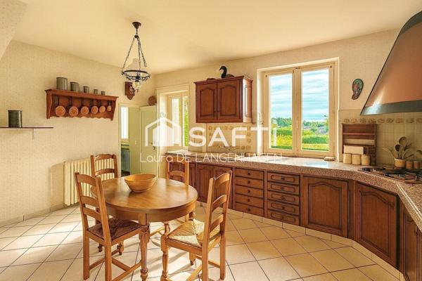 Élégante maison bourgeoise du XIX? siècle à La Ferté-Bernard