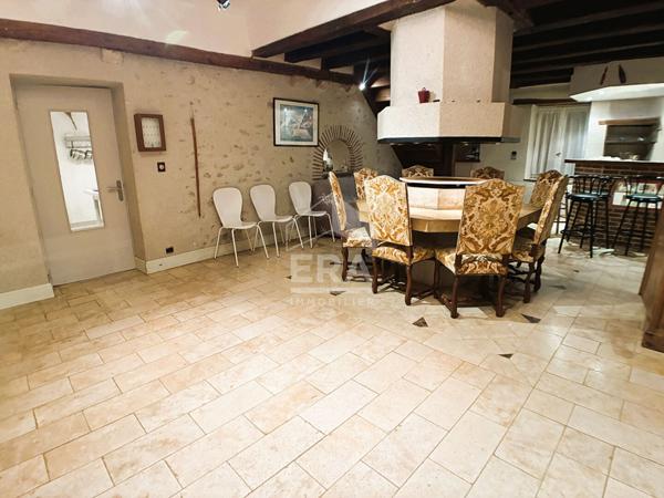 Maison à vendre T7 - Villebarou - Spacieuse maison familiale de caractère, 6 Chbs, déps.,