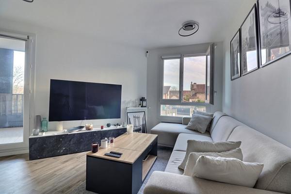 Appartement Montigny-les-cormeilles 2 pièce(s) + parking