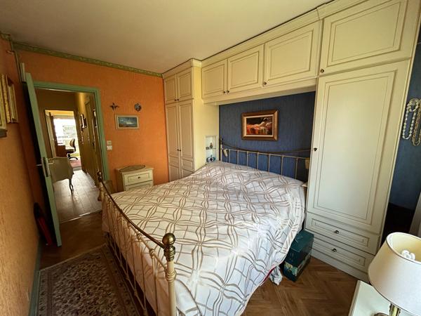 APPARTEMENT DONNANT SUR PARC ARBORÉ