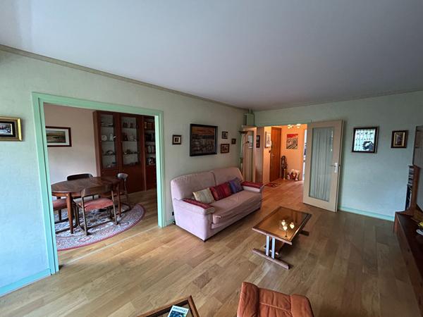 APPARTEMENT DONNANT SUR PARC ARBORÉ