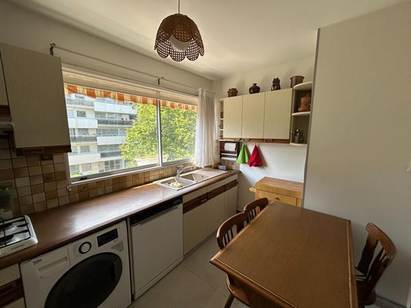 APPARTEMENT DONNANT SUR PARC ARBORÉ