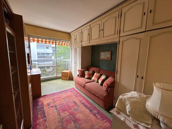 APPARTEMENT DONNANT SUR PARC ARBORÉ
