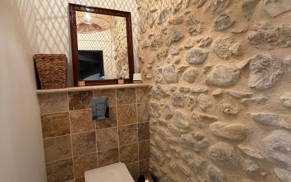 Maison à vendre    2 pièces •  Barbières