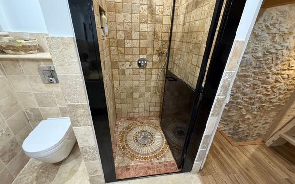 Maison à vendre    2 pièces •  Barbières