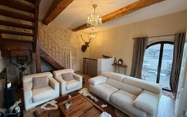 Maison à vendre    2 pièces •  Barbières