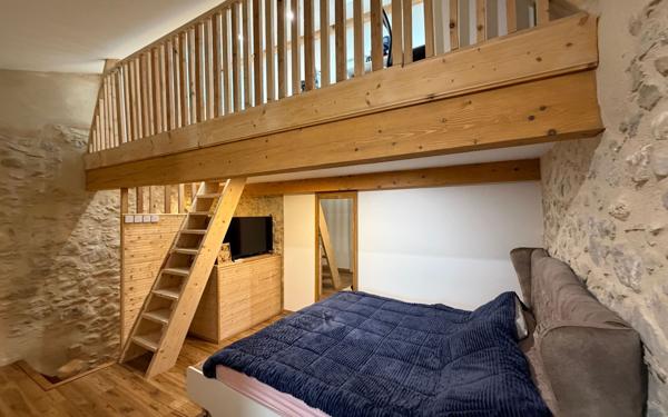 Maison à vendre    2 pièces •  Barbières