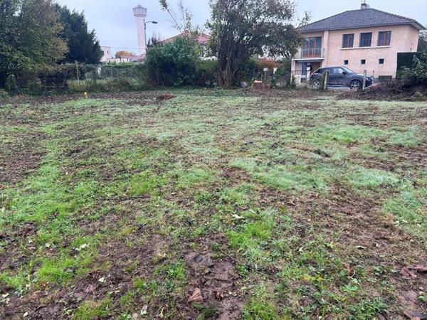 Vente Terrain 347 m2 à Ambérieux-en-Dombes