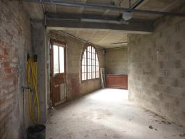 MAISON DE CHARME RENOVEE DE 160 M² HABITABLE AVEC GARAGE ET JARDIN SUR UN TERRAIN CLOS DE 270 M² AU CALME Beauvais (60000)