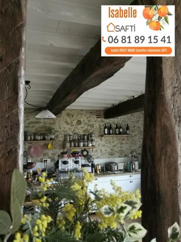 Très belle maison Gasconne au cœur du Gers avec terrain supérieur à 1 ha, jardin, 3 points d'eau, potager naturel.