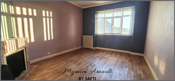 MAISON 4 chambres, Granges, Garage, Dépendances, Source