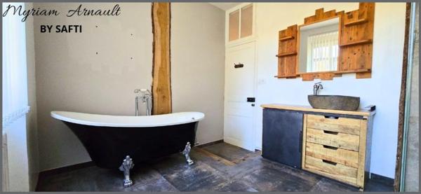 MAISON 4 chambres, Granges, Garage, Dépendances, Source