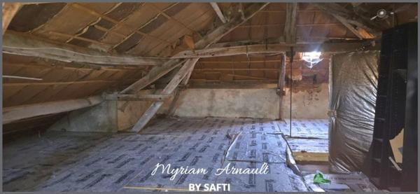 MAISON 4 chambres, Granges, Garage, Dépendances, Source