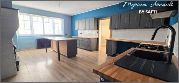 MAISON 4 chambres, Granges, Garage, Dépendances, Source