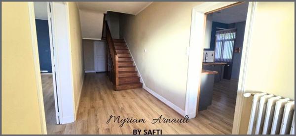 MAISON 4 chambres, Granges, Garage, Dépendances, Source