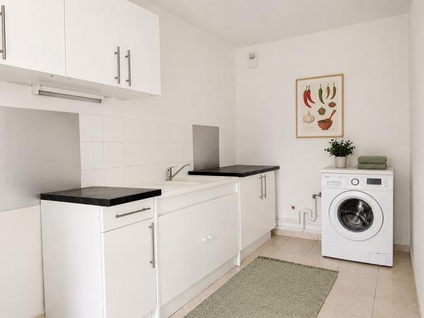 NOUVEAUTÉ À NANTES – QUARTIER CHANTENAY / SAINTE-ANNE T3 de 70 m2 AVEC PARKING FERME ET SECURISE