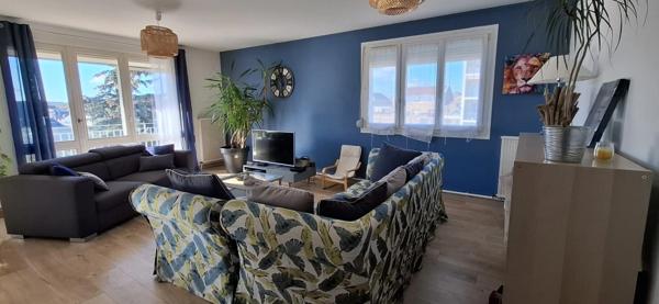 Dpt Aisne (02), à vendre SAINT QUENTIN Appartement T5 Parking